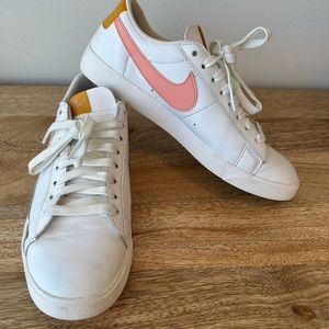 Nike casual sneakers